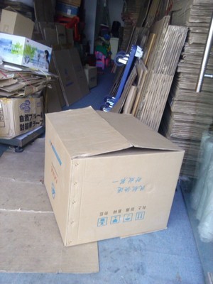 库存供应大量全新纸箱,快递包货纸箱,物品包装纸箱图片_高清图_细节图-广州雅琪包装材料